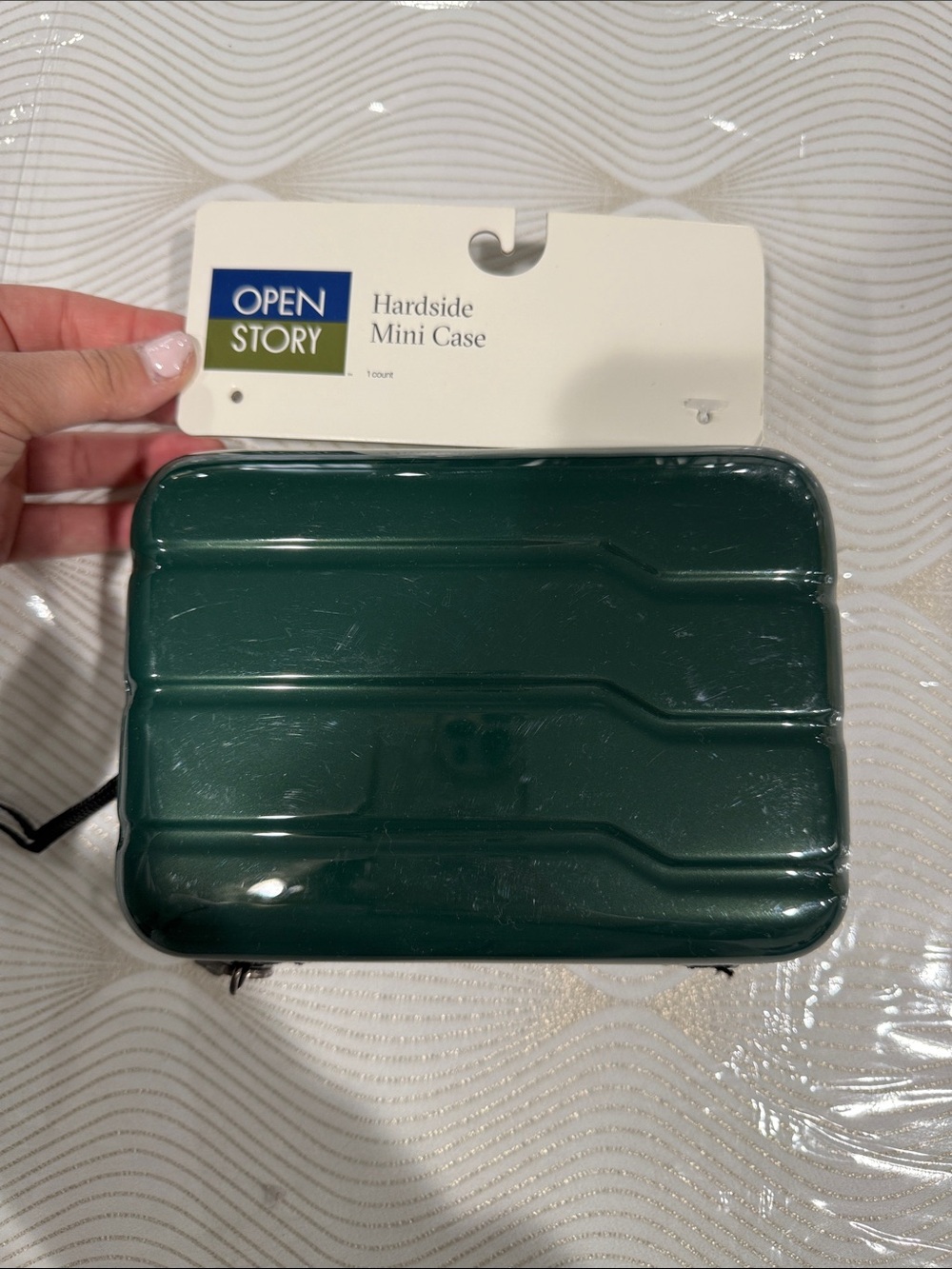Open Story Hardside Mini Case - Dark Green